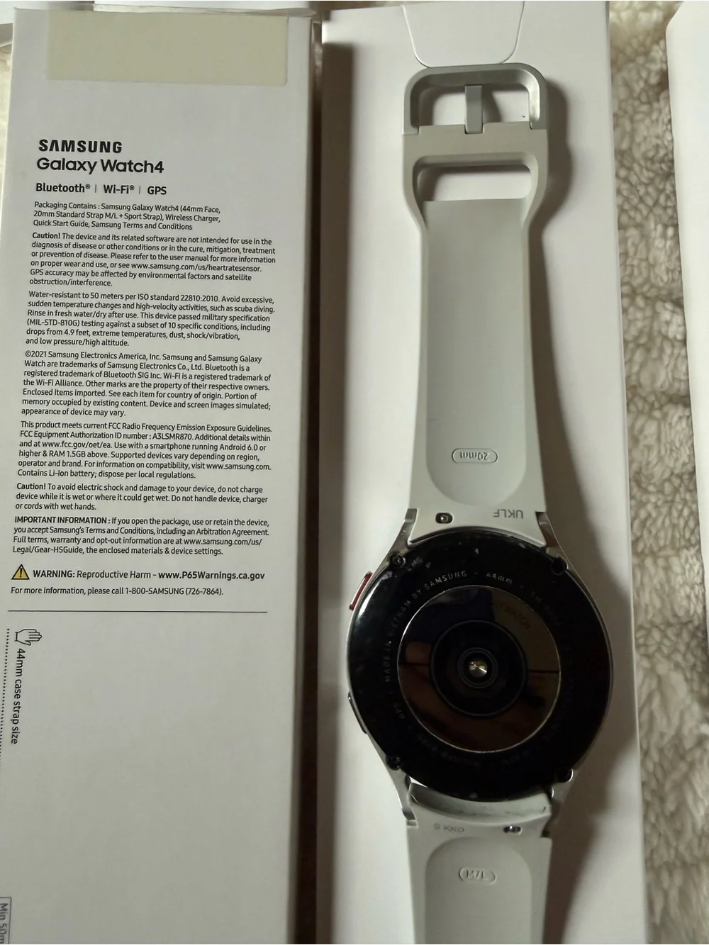 Samsung Galaxy Watch4 Classic Bluetooth/Wi-Fi/GPS – Excellent Condition